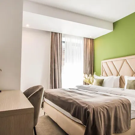 Carol 1 4* Bucureşti