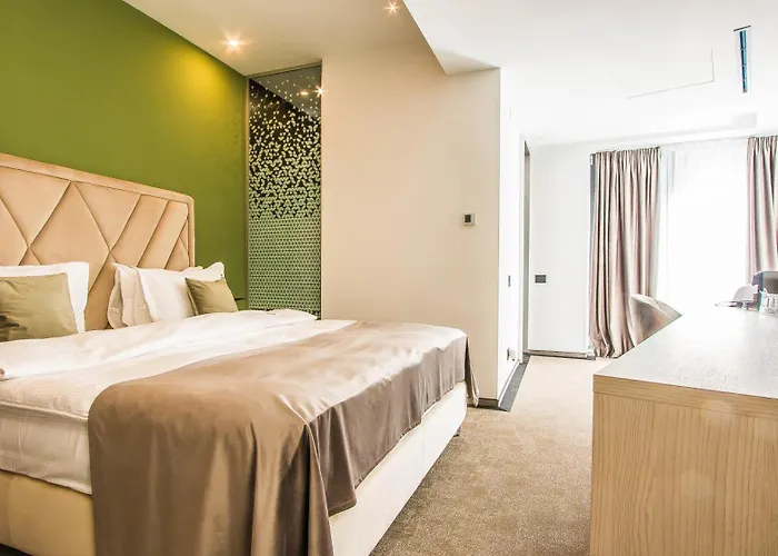 Carol 1 Hotel apartamentowy