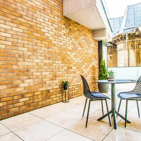 Carol 1 Lejlighedshotel 4*