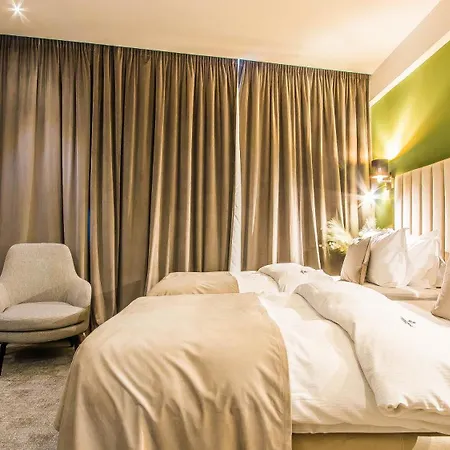 Lejlighedshotel Carol 1